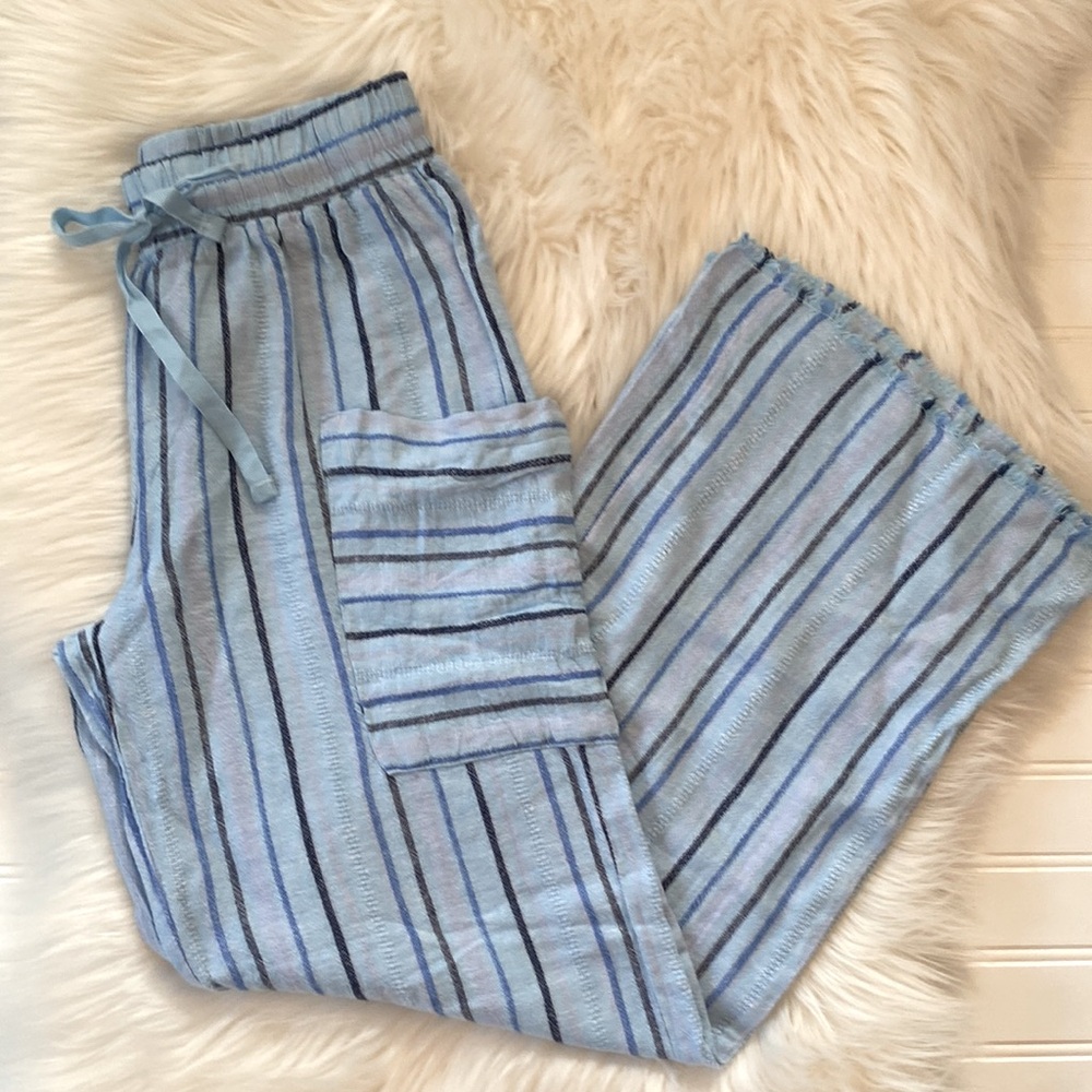 Wide Leg Breezy Linen Cargo Pants - Picture 3 of 7